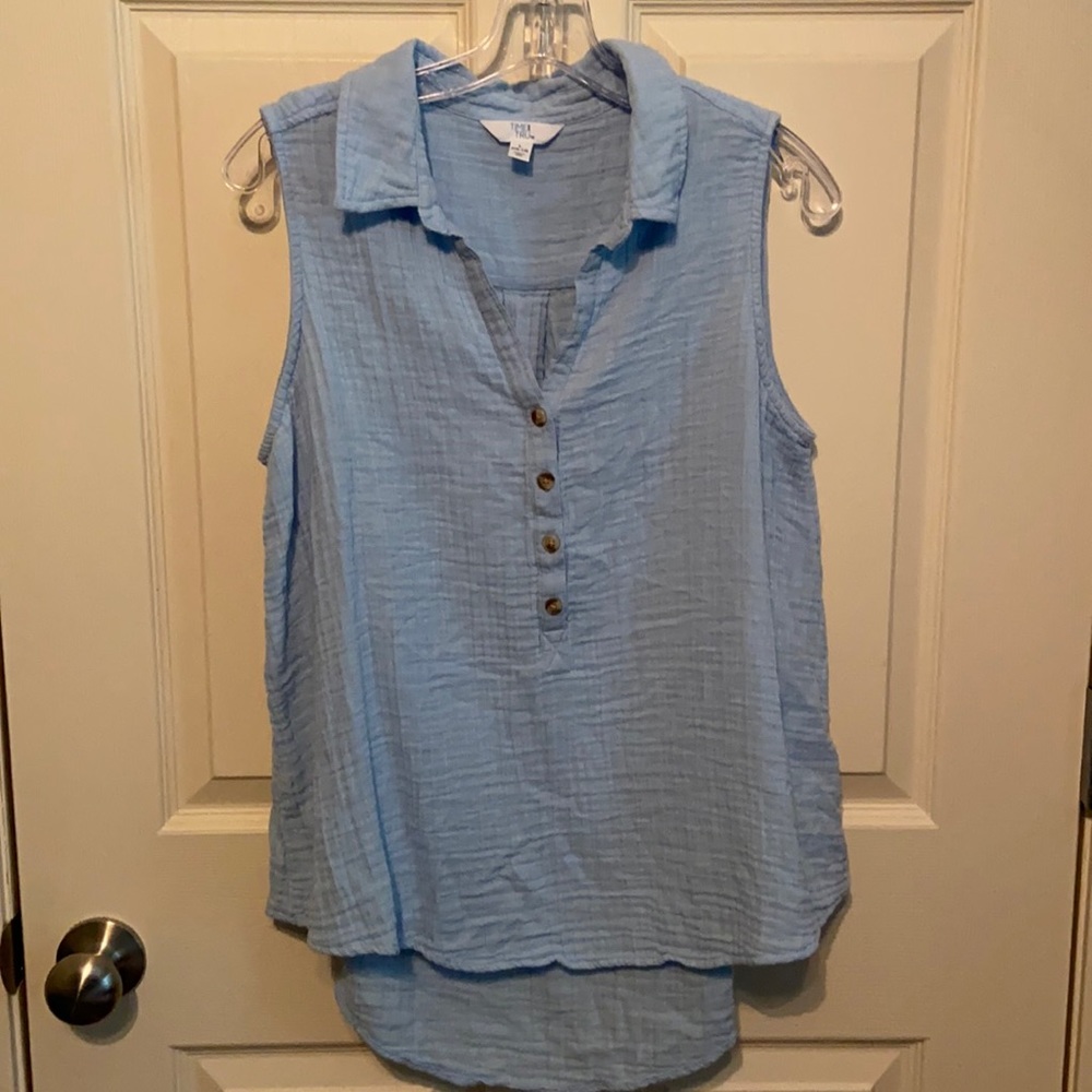 Never worn gauze cotton collared tank